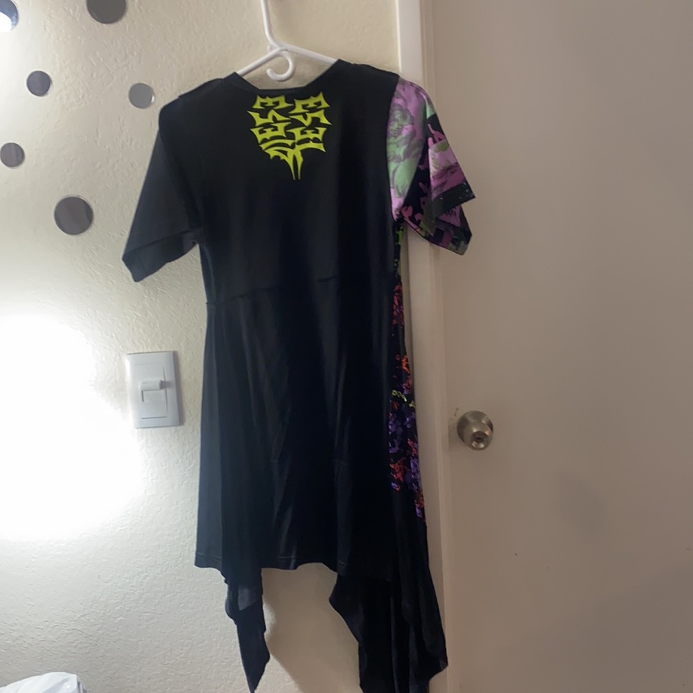 Dress - Picture 7 of 8